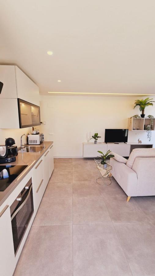 טורמולינוס Nogalera Quintessence Apartment With Private Parking By Namaste Elite מראה חיצוני תמונה