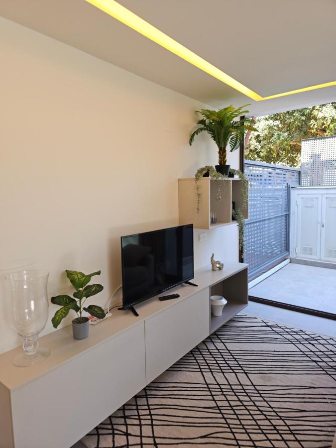 טורמולינוס Nogalera Quintessence Apartment With Private Parking By Namaste Elite מראה חיצוני תמונה