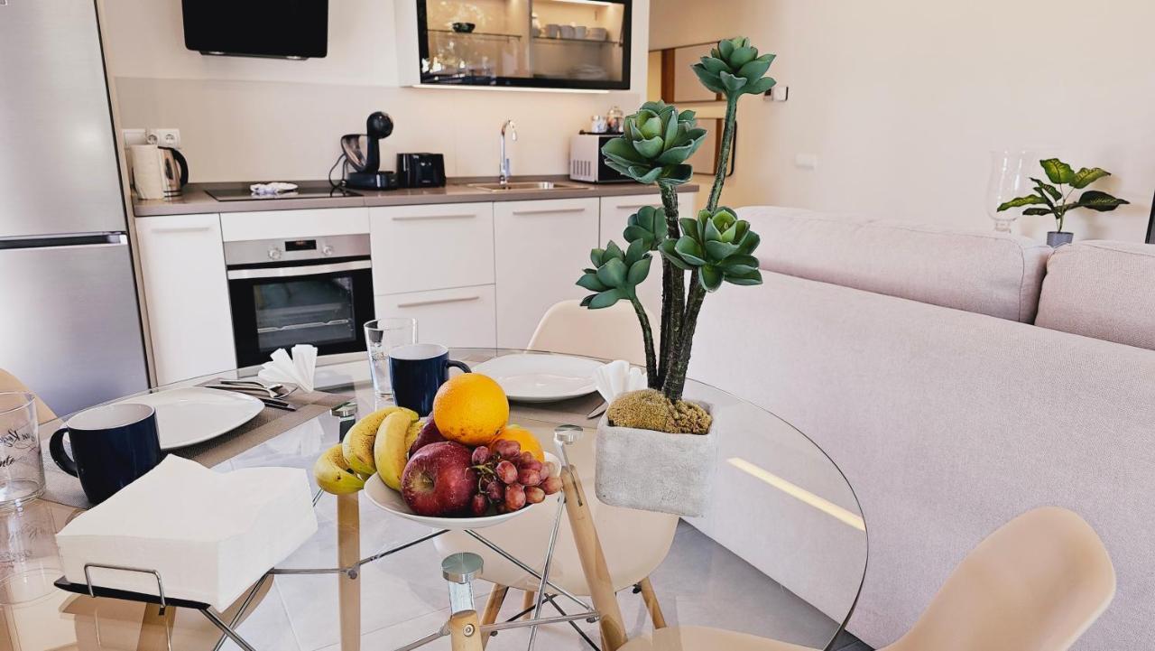 טורמולינוס Nogalera Quintessence Apartment With Private Parking By Namaste Elite מראה חיצוני תמונה