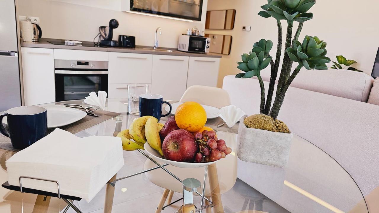 טורמולינוס Nogalera Quintessence Apartment With Private Parking By Namaste Elite מראה חיצוני תמונה